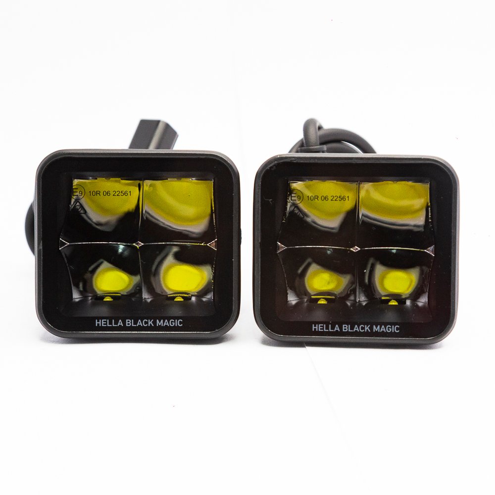 Cubo Hella Black Magic spot profundidad 3.2¨
