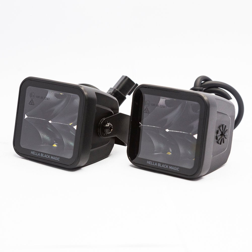 Cubo Hella Black Magic spot profundidad 3.2¨